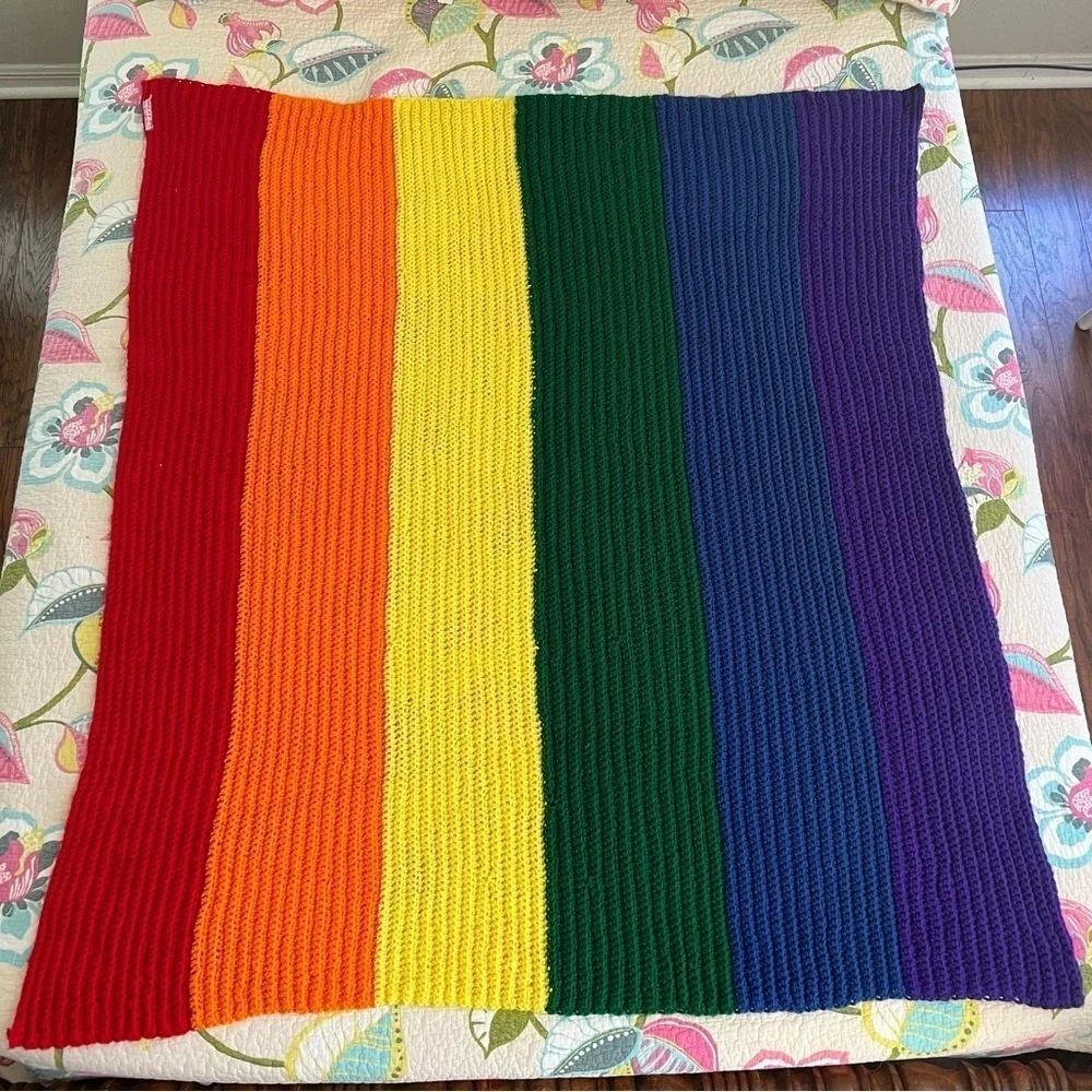 ML Rossetti Rainbow Knit Afghan Throw Blanket Striped Retro 50x43